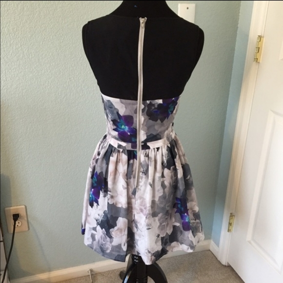 NWOT Stylestalker Floral Mini Dress - Picture 5 of 8